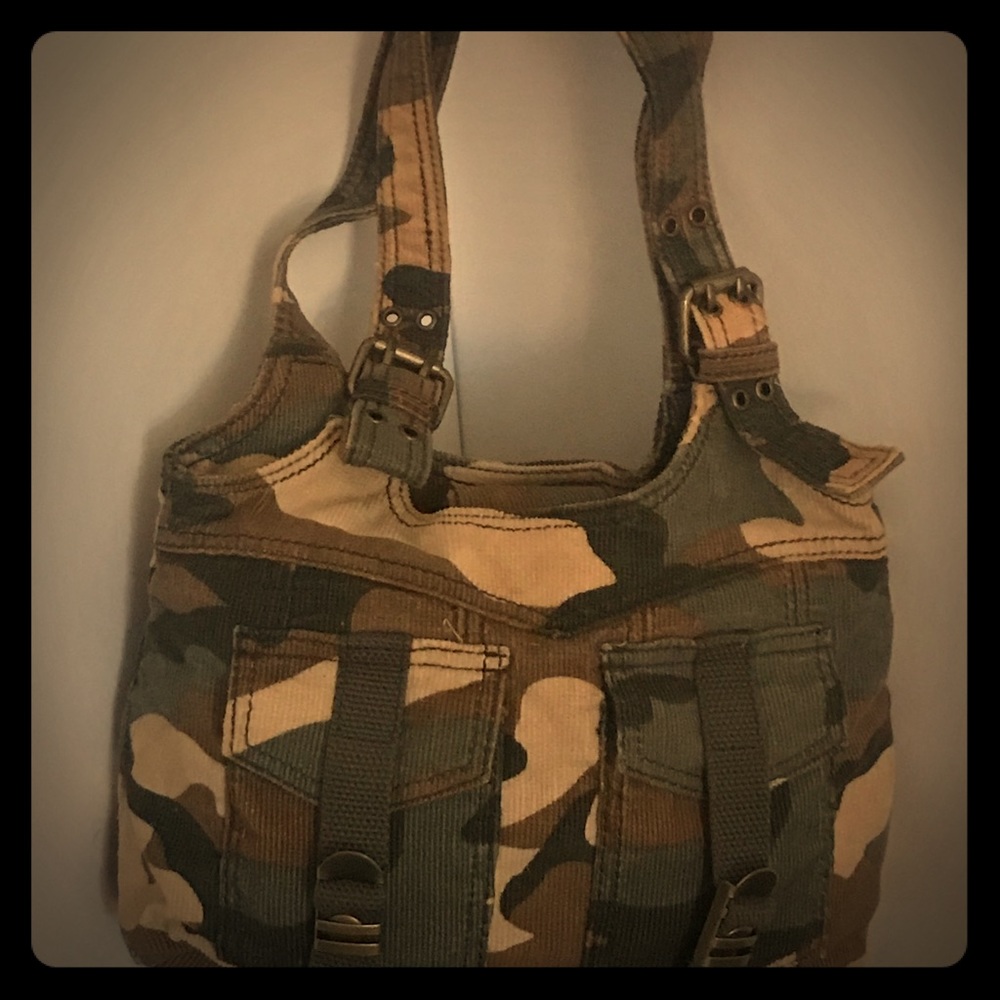 Classic camouflage corduroy two pocket front bag